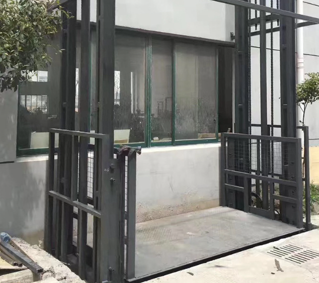 北京导轨式施工升降机助力民生工程提速增效